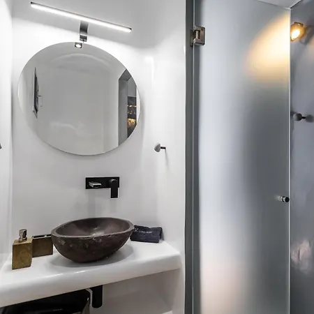 Fk Luxury - Orkos Lägenhet Mikri Vigla